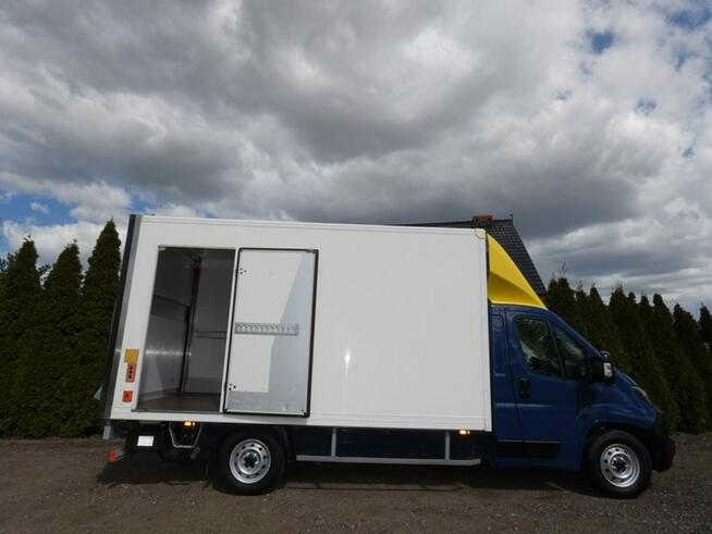 Fiat Ducato kontener drzwi boczne, winda 750 kg, nawigacja