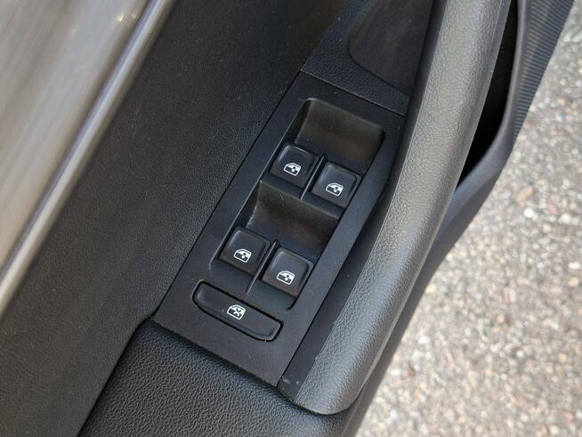 Škoda Octavia Klimatronic 2-stref, Podgrz. fotele + kierownica, DSG, Hak, CarPlay