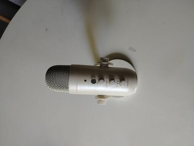 Mikrofon Haomuren do streamingów dobrej jakości