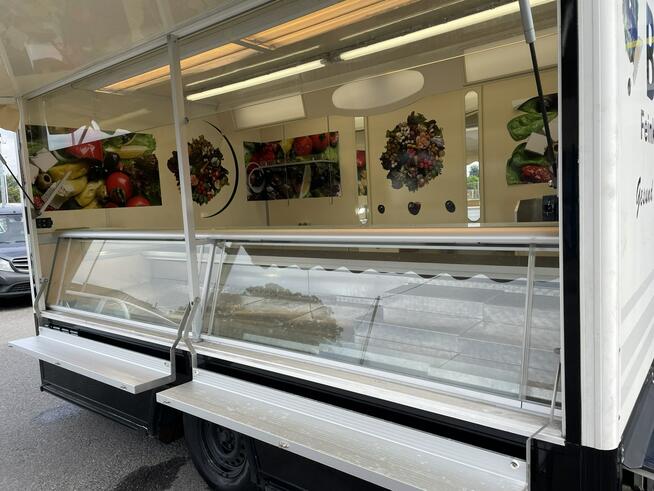 Inna Inny Autosklep przyczepa wędlin Gastronomiczny Food Truck Foodtruck Sklep