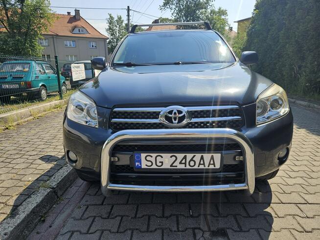 Toyota RAV-4 Klima / Nawigacja / Skóra / Podgrzewane fotele / Kamera cofania / 4x4