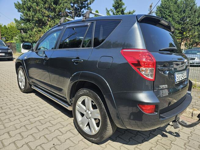 Toyota RAV-4 Klima / Nawigacja / Skóra / Podgrzewane fotele / Kamera cofania / 4x4