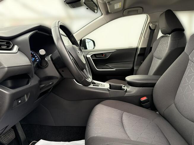 Toyota RAV-4 Active 2,5 Hybrid e-CVT (218 KM) Salon PL F-Vat