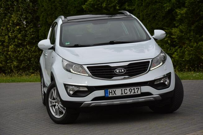 Kia Sportage bi-xenon Ledy AWD Progi Panorama Automat Hak Parktronic
