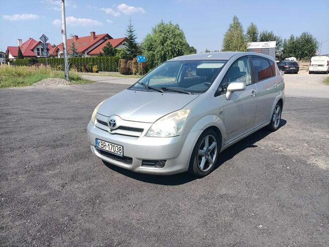 Toyota Corolla Verso 2.2 D-4d 177km 06r 7os