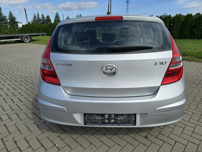 Hyundai i30 1,6Benz Serwis.Klimatronic.Parktronic.Centralka.El.szyby.Alulegi.
