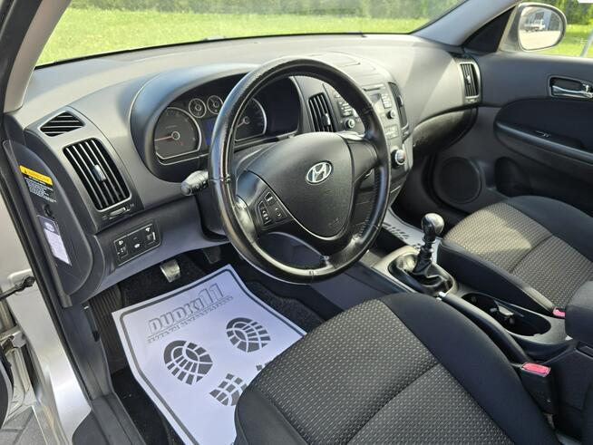 Hyundai i30 1,6Benz Serwis.Klimatronic.Parktronic.Centralka.El.szyby.Alulegi.