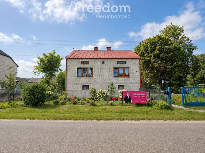 Dom z działką 2400 m² i budynkami – Wyględówek