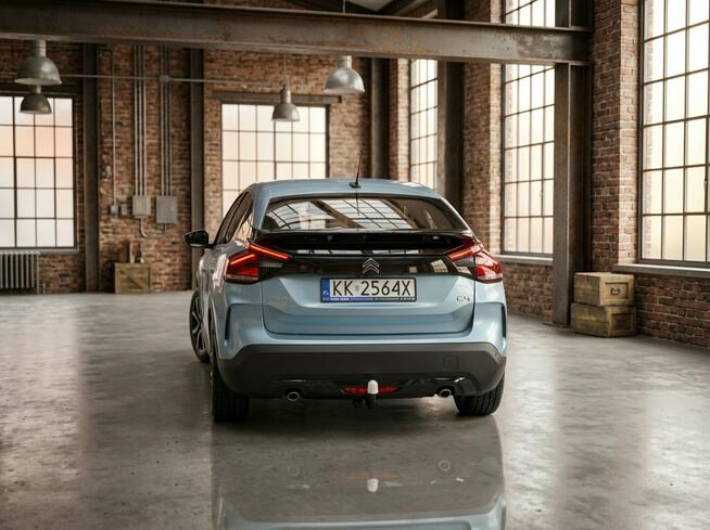 Citroen C4 Kamera Full LED Alu 18 Bezwypadkowy rok gwarancji nowy rozrząd