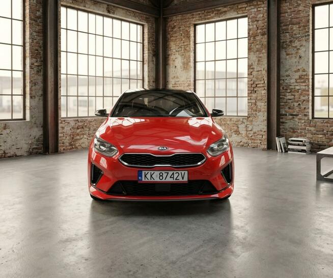 Kia Pro Cee'd Bezwypadkowy serwis rok gwarancji