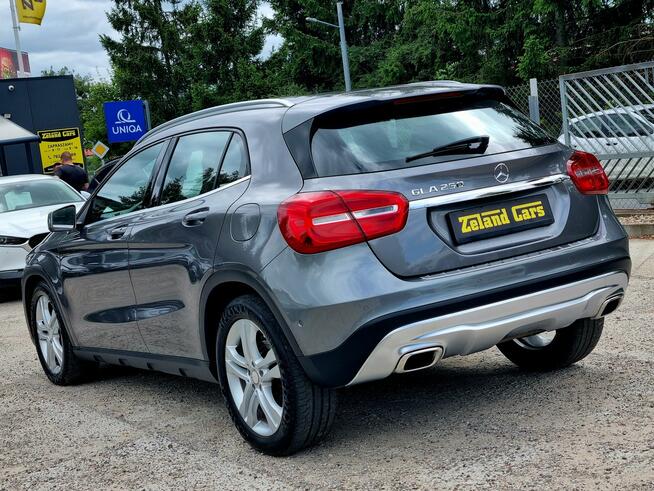 Mercedes GLA 250 LED Serwis Navi Climatronic Parktronic Tempomat Europa Gwarancja