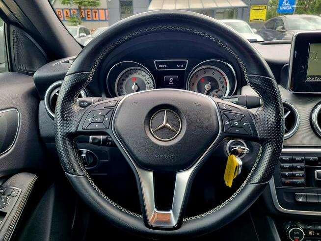 Mercedes GLA 250 LED Serwis Navi Climatronic Parktronic Tempomat Europa Gwarancja