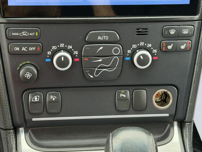 Volvo XC 90 2,4D5 200KM AWD/Automat/7Foteli/Skóra/PDC/RSE/Hak/Pod.Fotele/Serwis