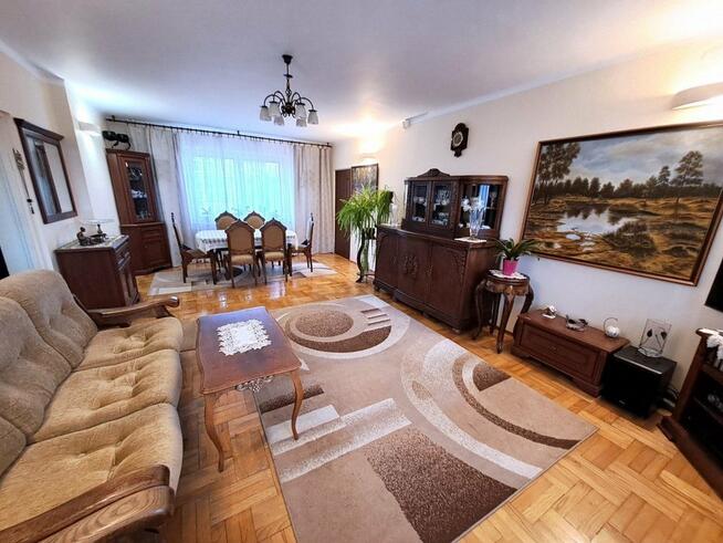 Dom Kielce Białogon