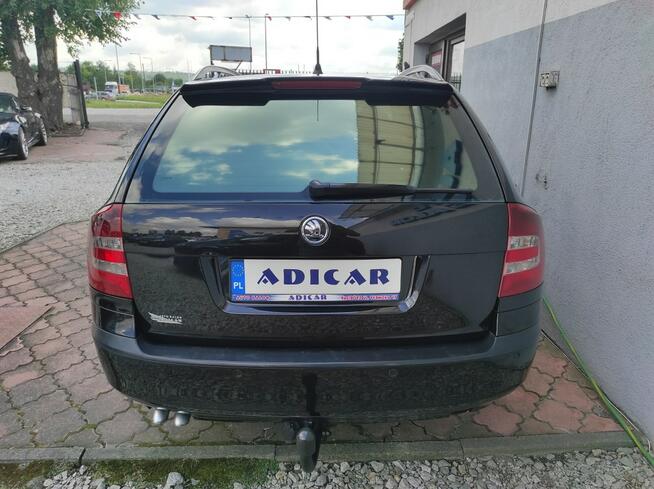 Škoda Octavia klimatronik, kolorowa nawigacja, parktronik, nowe opony, ksenon, zarej