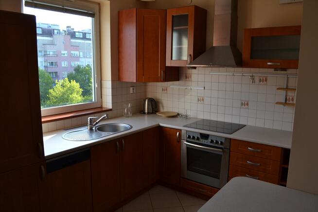 Miejsce garażowe KEN 103 DUŻE - 140m metro Ursynów