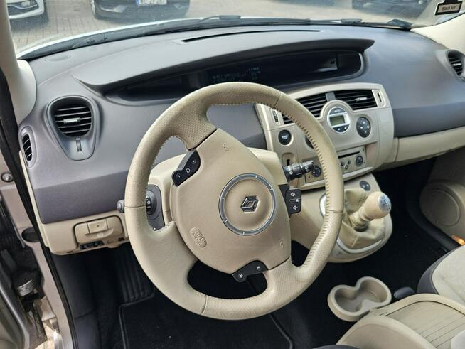 Renault Scenic Model 2009, panorama dach,
