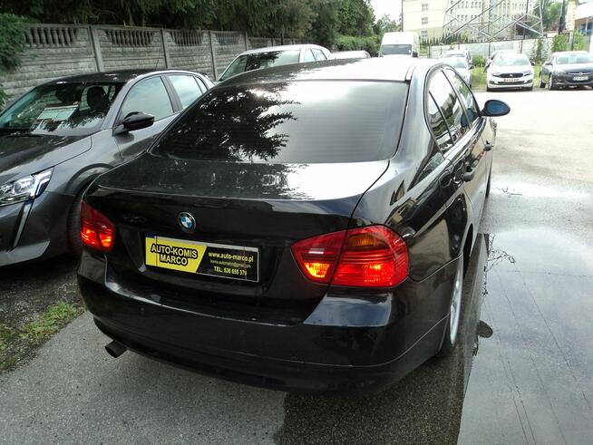 sprzedam ładneBMW 318i 2.0 b+gaz 130 KM