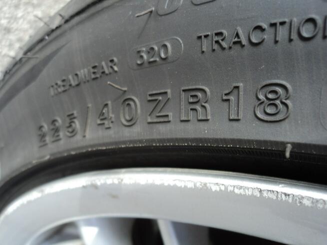 sprzedam ładneBMW 318i 2.0 b+gaz 130 KM