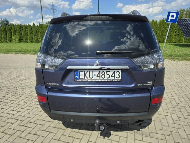 Mitsubishi Outlander 2,4benz Automat.Napęd 4x4.Szyberdach.Skóry.7 osobowe.Tempomat