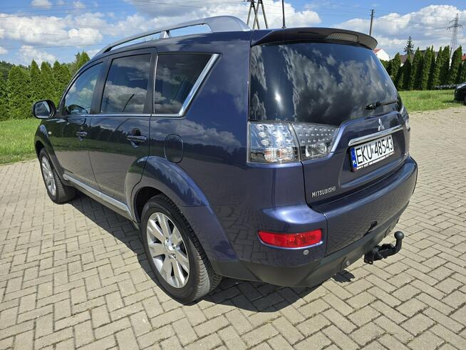 Mitsubishi Outlander 2,4benz Automat.Napęd 4x4.Szyberdach.Skóry.7 osobowe.Tempomat