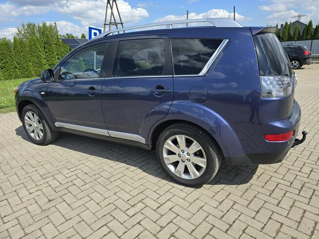 Mitsubishi Outlander 2,4benz Automat.Napęd 4x4.Szyberdach.Skóry.7 osobowe.Tempomat