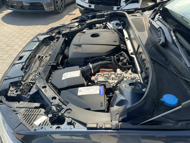 Volvo XC 60 EU Recharged T6 AWD Skóra Panorama Pamięć Kamera 340KM