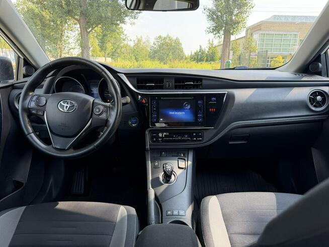 Toyota Auris 1.8 HSD 136KM Serwisowany Kamera Ładny stan LIFT