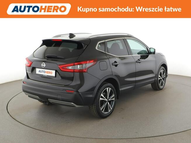 Nissan Qashqai N-Connecta 163KM panorama navi kamera360 grzane fotele tempomat