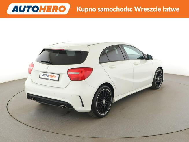 Mercedes A 180 automat skóra/alcantara bi-xenon kamera i czujniki parkowania