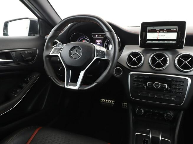 Mercedes GLA 45 AMG 4x4 automat grzane fotele bi-xenon skóra navi ambient el. fotele z pam