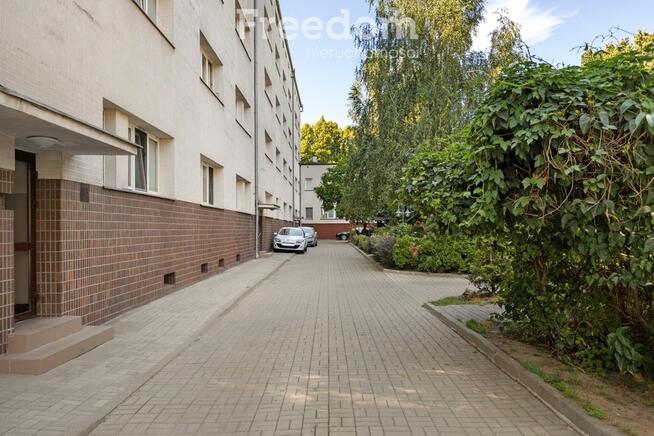 Przestronne 2 pokoje z balkonem w Górze Kalwarii