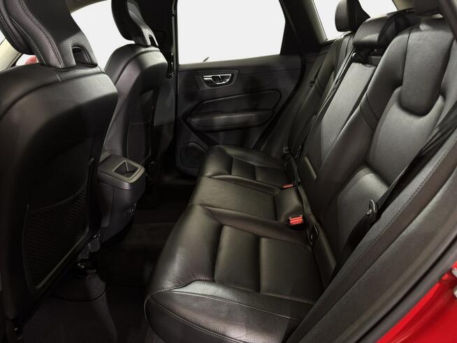 Volvo XC 60 VAT 23% Bright Plus 2.0 B4 mHEV 197KM automat 2022 r., sal. PL, HAK, V