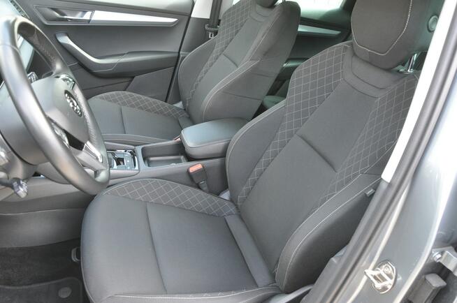 Škoda Karoq 1.6 TDI 116KM Niski przebieg Navi Kamera Aktywny tempomat