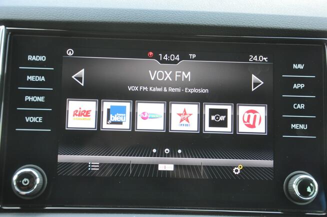 Škoda Karoq 1.6 TDI 116KM Niski przebieg Navi Kamera Aktywny tempomat