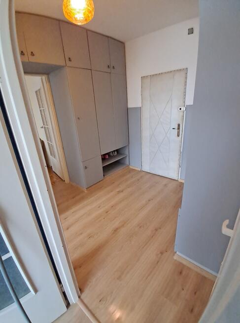 SPRZEDAM:3-pok.-52m2-3 piętro-ZATORZE-KONIN-BALKON