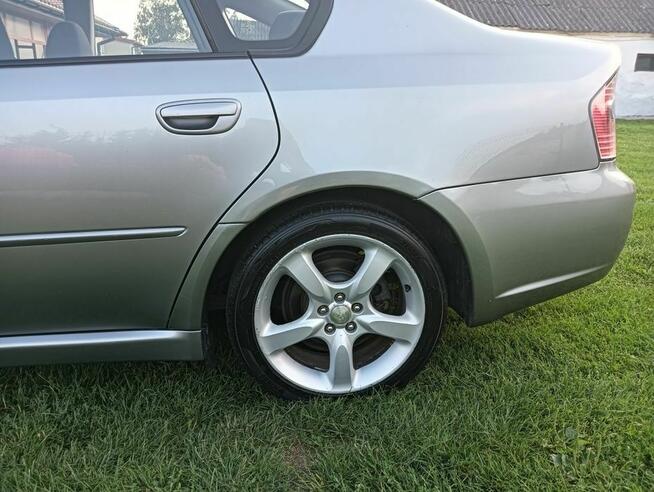 Subaru Legacy 2.0 165 koni napęd na 4 koła