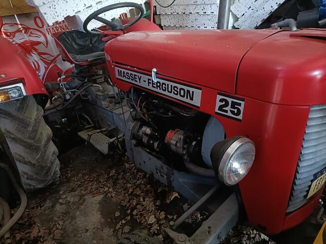 Massey Ferguson 25