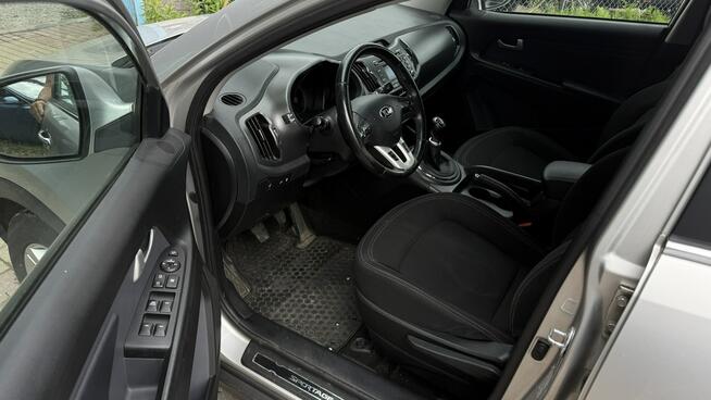 Kia Sportage 1.6 GDI ledy bi xenon 2 x panorama full serwis kamera zamiana 1.r.gwar