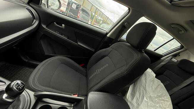 Kia Sportage 1.6 GDI ledy bi xenon 2 x panorama full serwis kamera zamiana 1.r.gwar