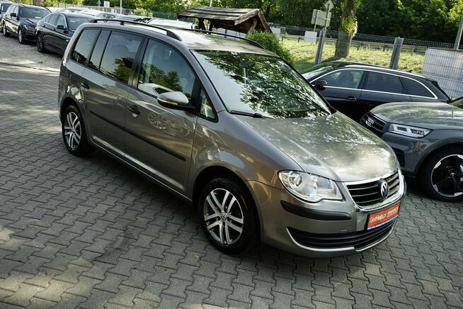 Volkswagen Touran 1,9TDI Klima, 7 osób, NAVI, Webasto, 2010r.