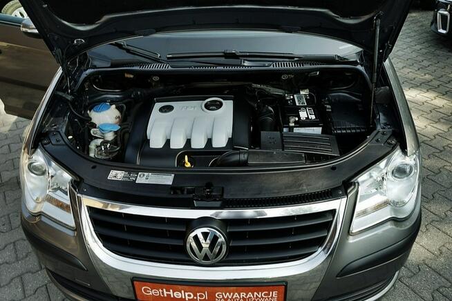 Volkswagen Touran 1,9TDI Klima, 7 osób, NAVI, Webasto, 2010r.