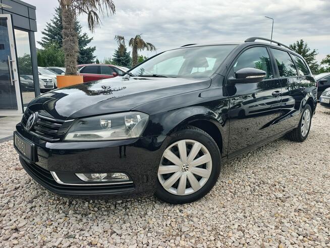 Volkswagen Passat 1.6TDI#105PS#Navi#Climatronic#Tempomat#Alus#Kombi#
