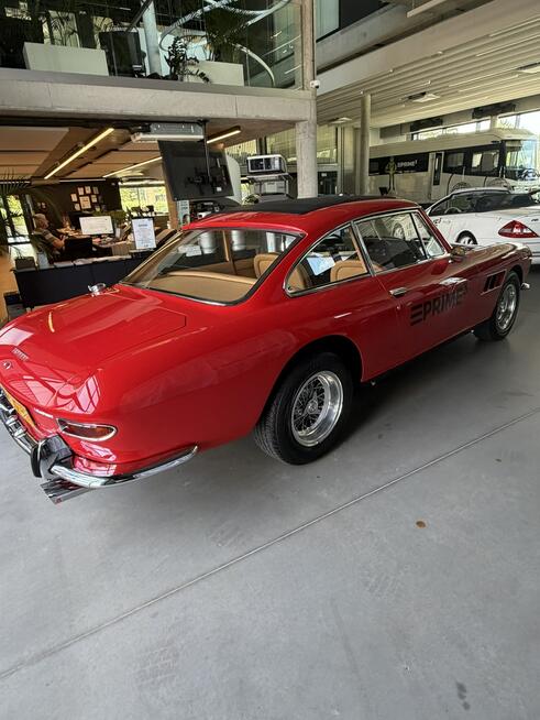 Ferrari 330 GT 2+2 – 1967 Klasyczna włoska motoryzacja