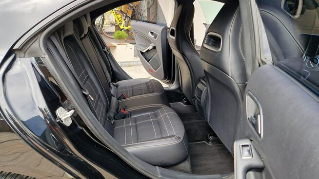 Mercedes CLA 180 BENZYNA 122KM EU6 stan bdb, super AUTO, fajna wersja BEZWYPADKOWY