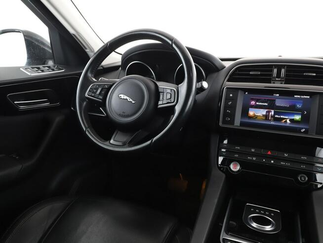 Jaguar F-PACE FV23% navi PDC FullLED tempomat