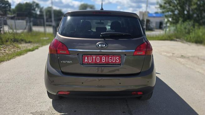 Kia Venga mały przebieg climatronic automat