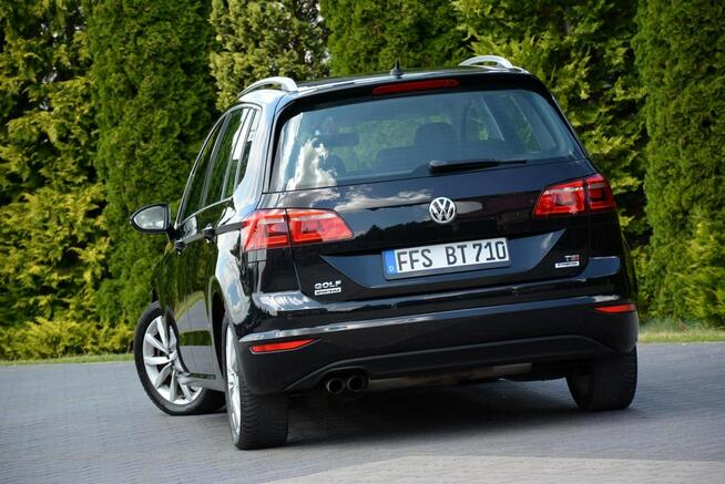 Volkswagen Golf Sportsvan Front Assist Bi-Xenon Navi 2xParktronic Klimatronic Chromy ASO VW
