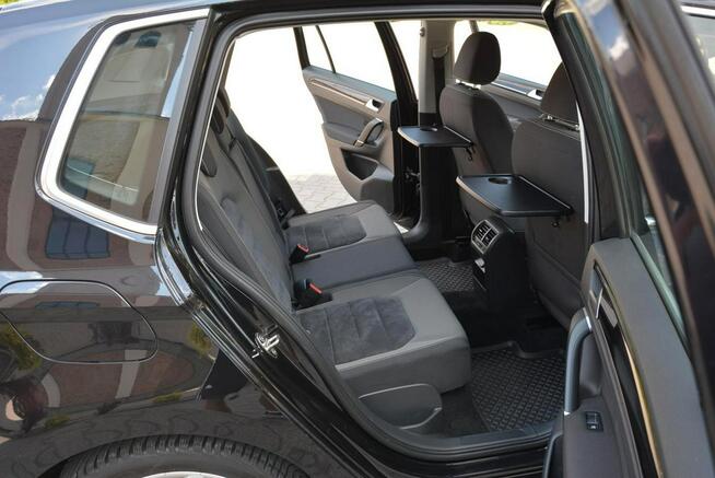 Volkswagen Golf Sportsvan Front Assist Bi-Xenon Navi 2xParktronic Klimatronic Chromy ASO VW