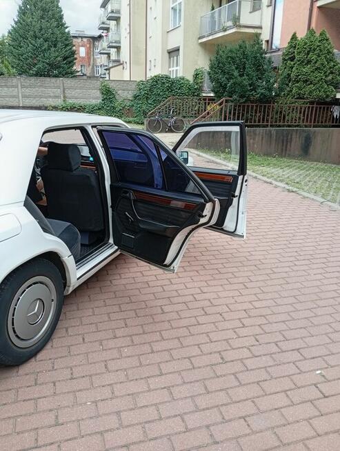 Mercedes-Benz W124 2.0 Mercedes 200D Automat